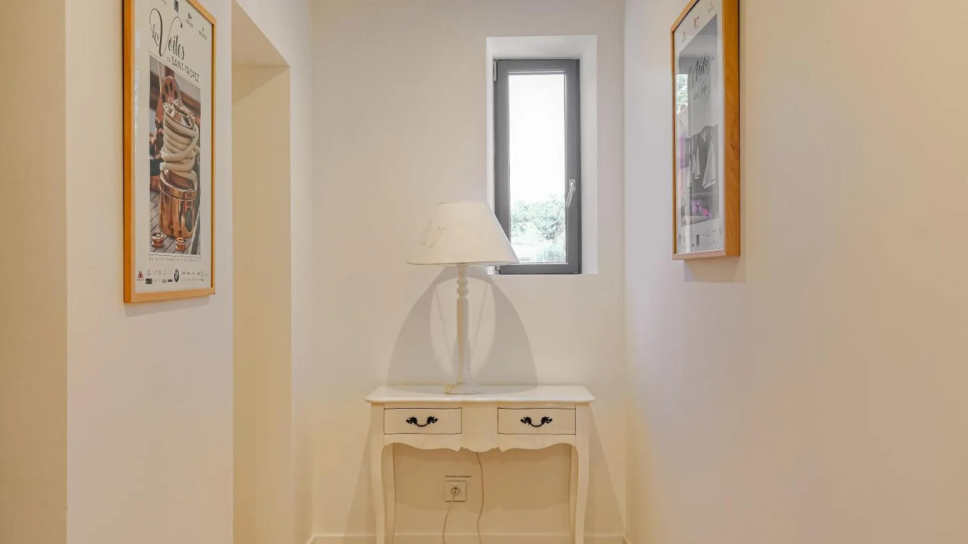 Holiday home Ancien Cuvage Renove En Beaujolais Villa Denice France