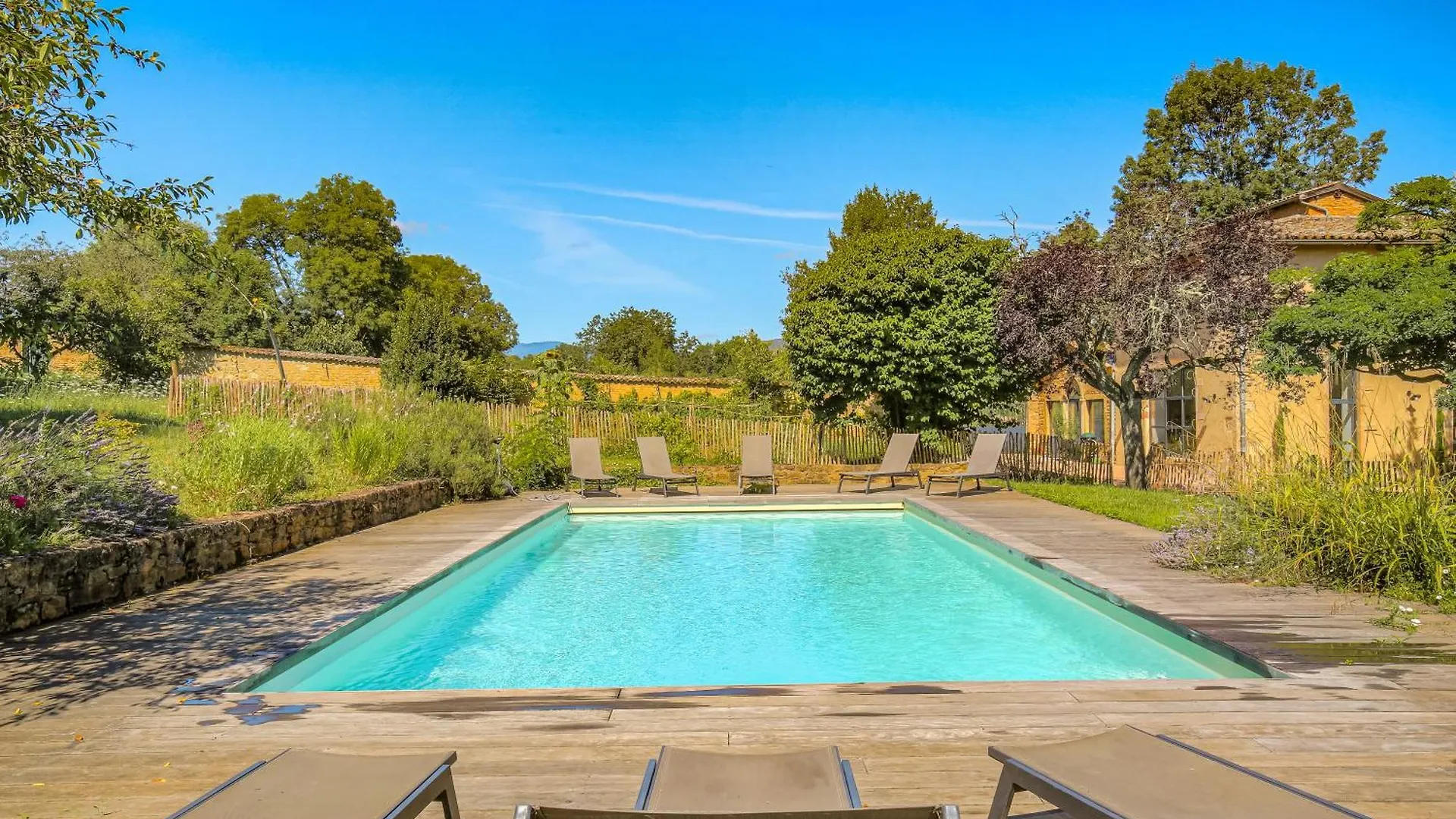 Ancien Cuvage Renove En Beaujolais Villa Denice 0*,  France